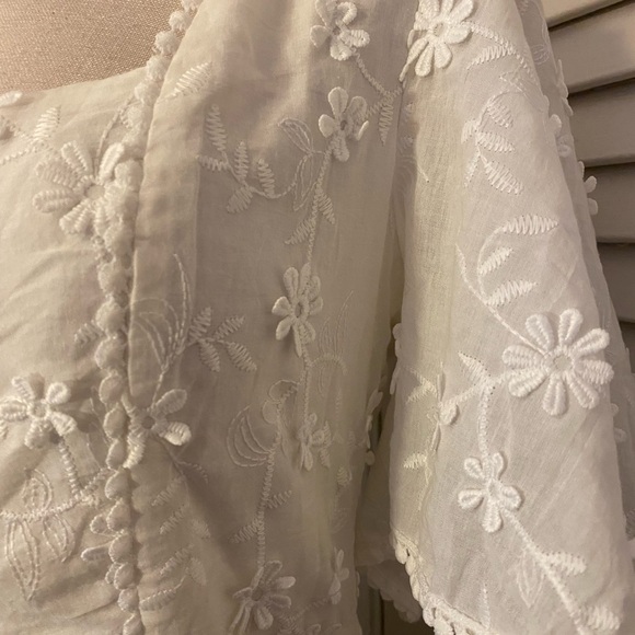 Showpo White Lace Dress- Size 8 - Picture 3 of 10